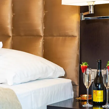 Hotel Avance
