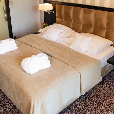 Hotel Avance