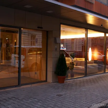 Avance 4* Bratislava