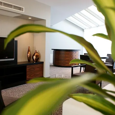 Avance Hotel 4*