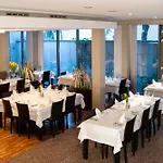Avance Hotel 4*