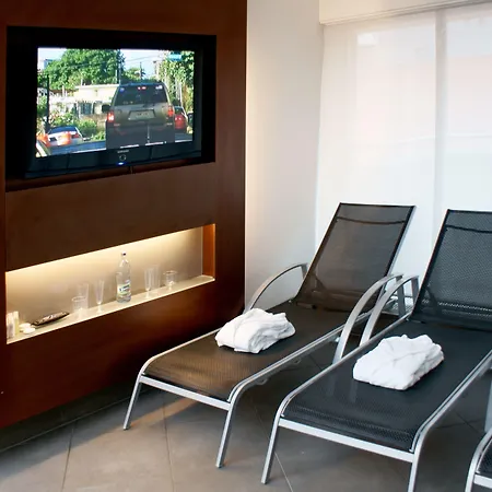Hotel Avance 4*