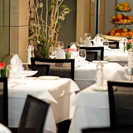 Avance Otel Bratislava