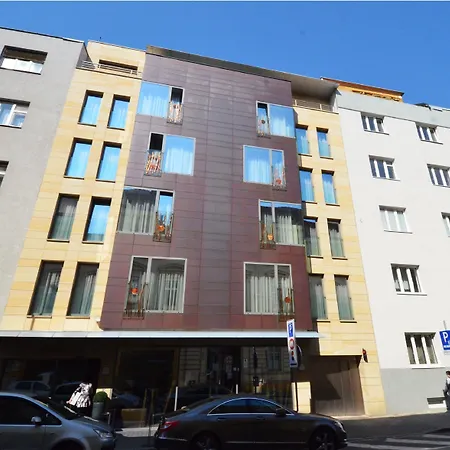 Hotel Avance